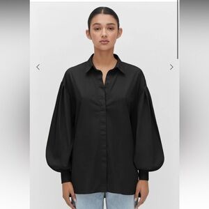 Cuyana Classic Black Blouse
